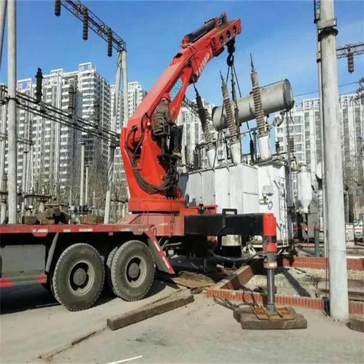 新郑就近吊车出租|工地厂房吊装设备租赁|24小时高效响应