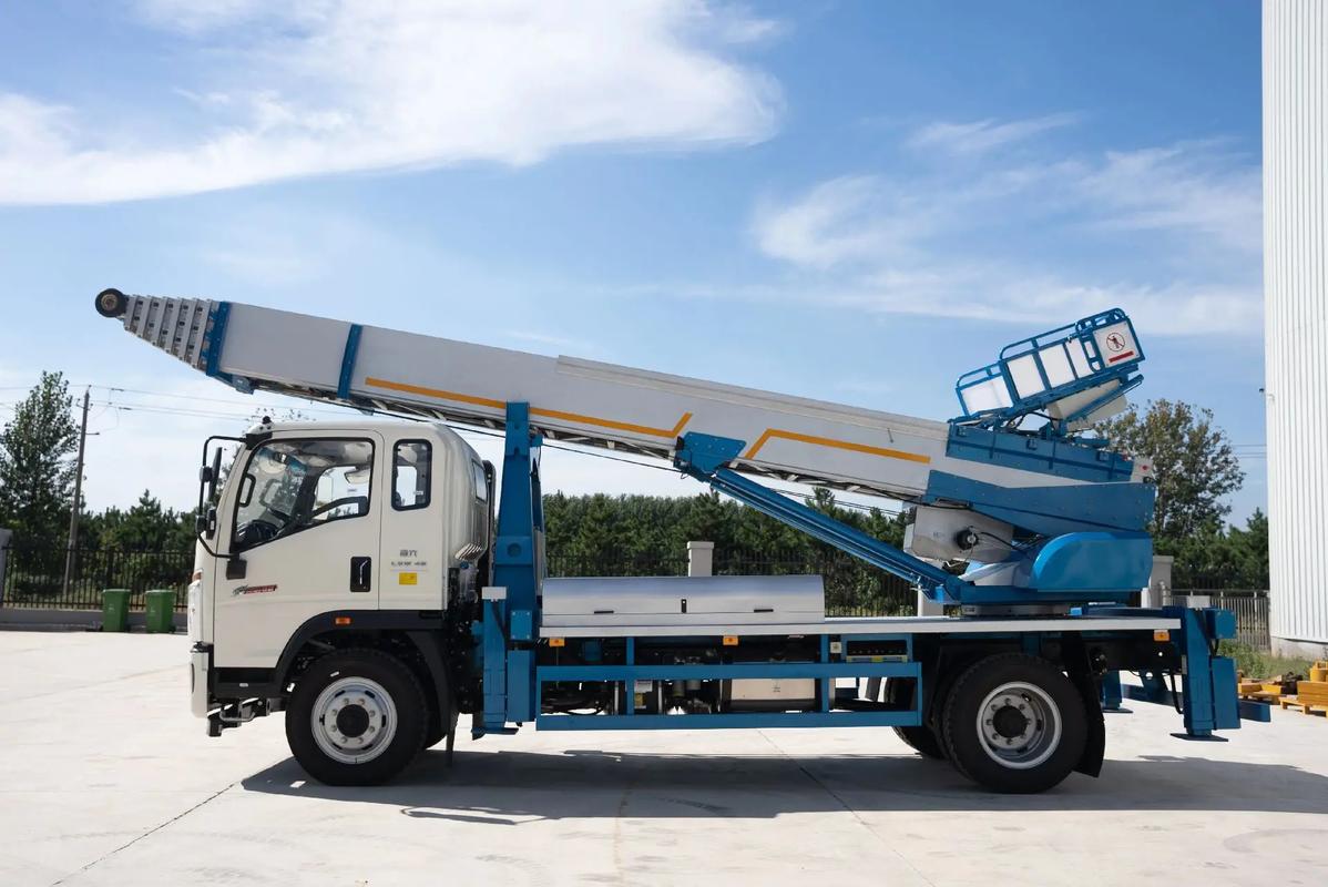 新郑云梯上料车租赁费用