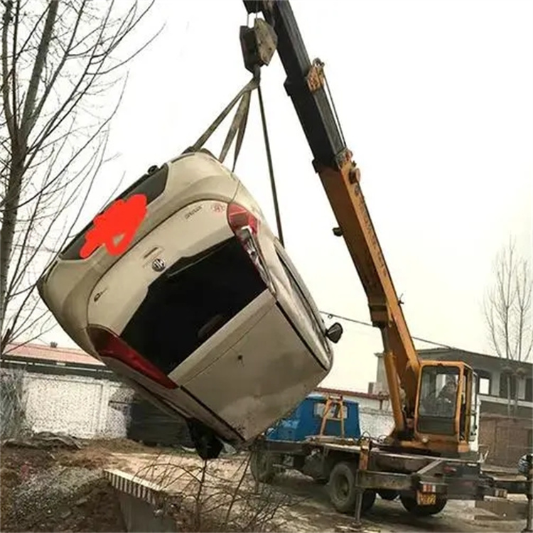 新郑随时待命，吊车24小时道路救援服务全解析