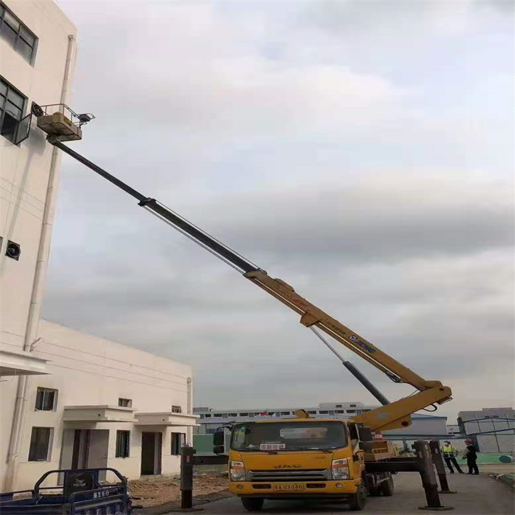 新郑附近高空车出租|市政施工/设备安装专用|随叫随到|亿立达设备租赁