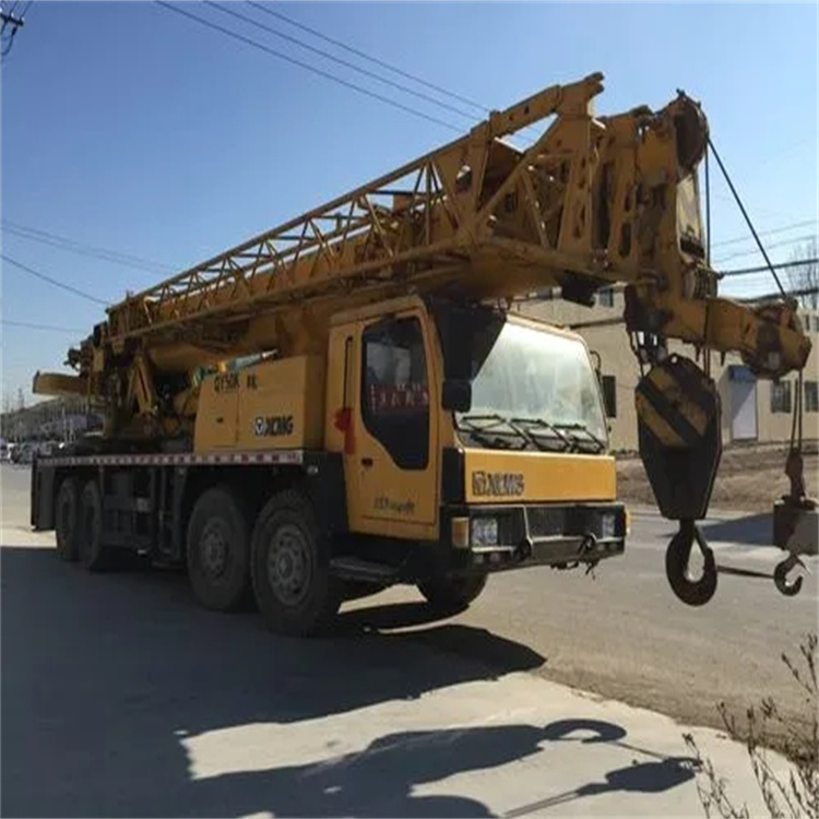 新郑哪里有专业吊车出租